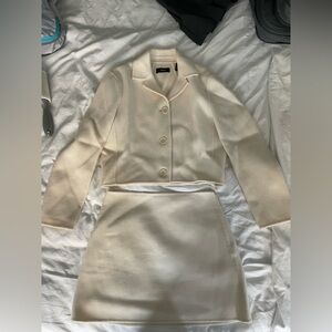 Theory Wool Ivory Skirt Suit Size 0